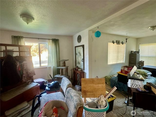 11204 122nd Street E, Puyallup, WA 98374