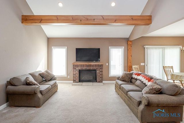 3203 Rivers Edge Drive, Perrysburg, OH 43551