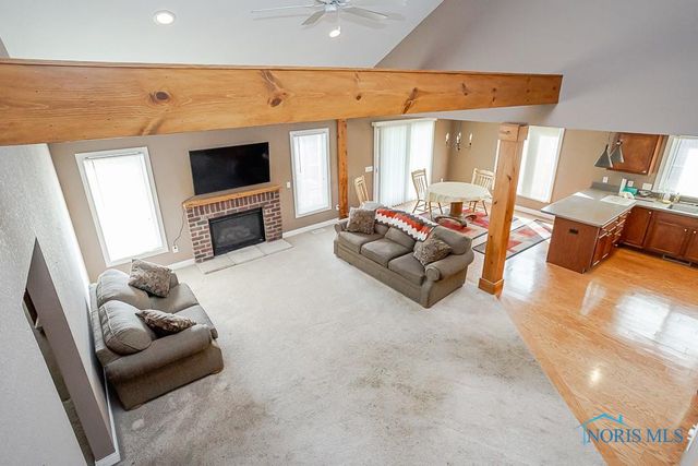 3203 Rivers Edge Drive, Perrysburg, OH 43551