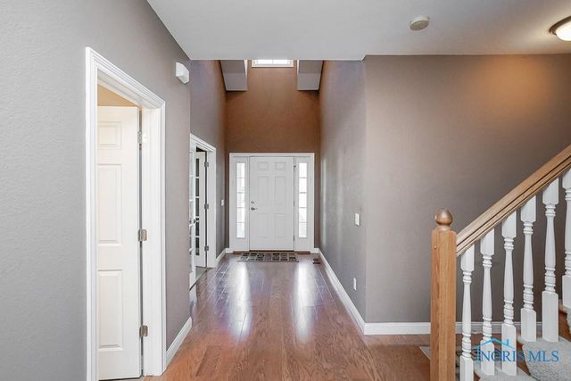 3203 Rivers Edge Drive, Perrysburg, OH 43551