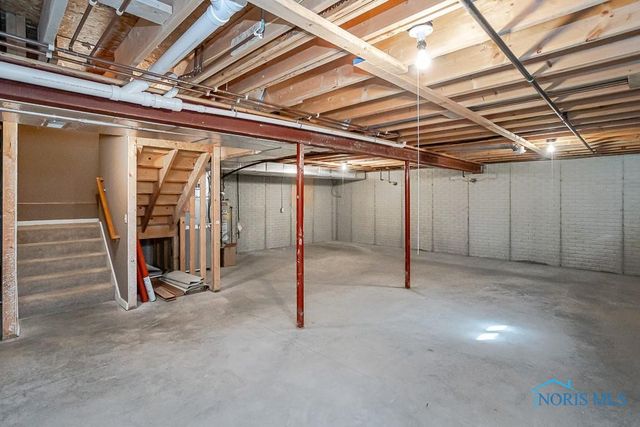 3203 Rivers Edge Drive, Perrysburg, OH 43551