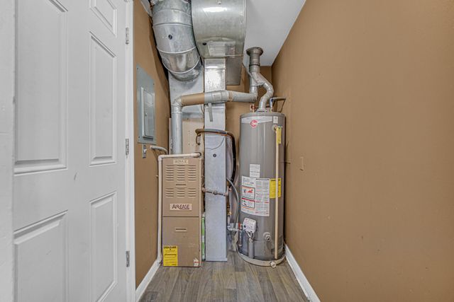 5305 4th Avenue, Valparaiso, IN 46383