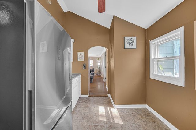 5305 4th Avenue, Valparaiso, IN 46383