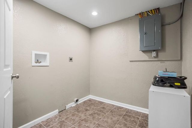 9950 Sloan Avenue, Kansas City, KS 66109