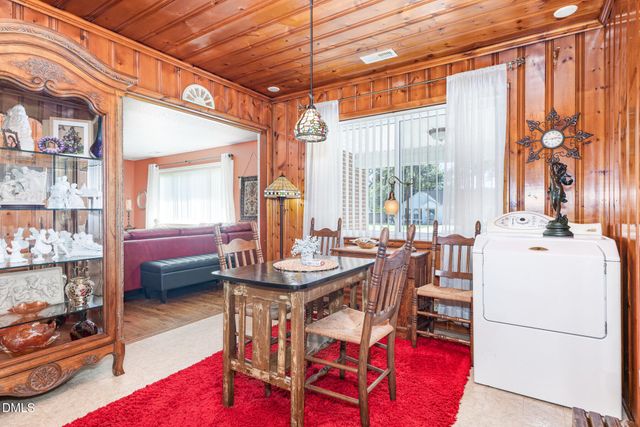 54 Holland S Drive, Smithfield, NC 27577