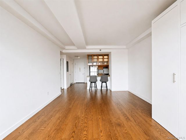 4022 College Point Boulevard 9P, Flushing, NY 11354