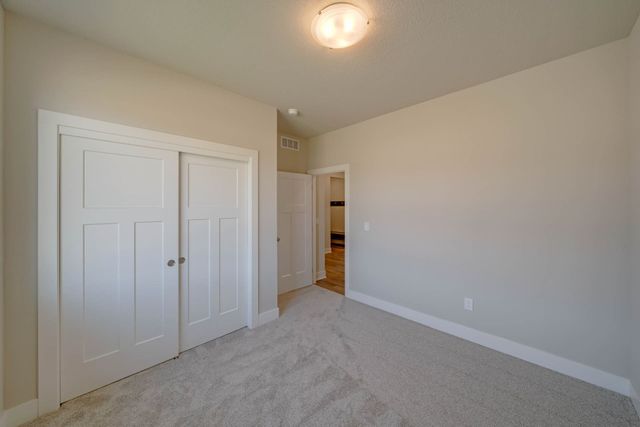 2540 E 50th Court, Des Moines, IA 50317