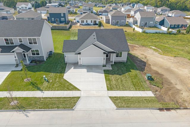 2540 E 50th Court, Des Moines, IA 50317