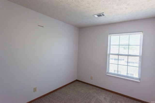 3230 E John Hinkle Place D11, Bloomington, IN 47408