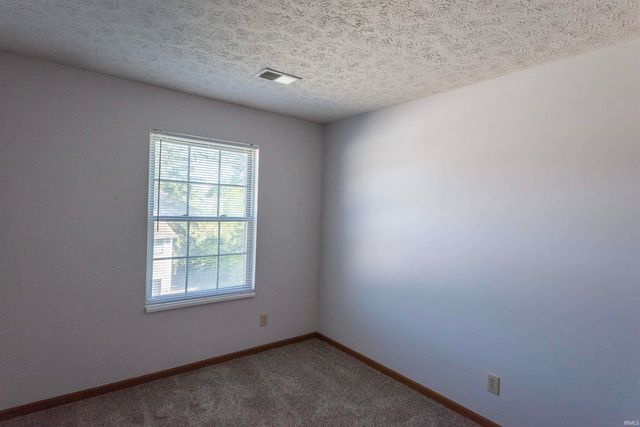 3230 E John Hinkle Place D11, Bloomington, IN 47408