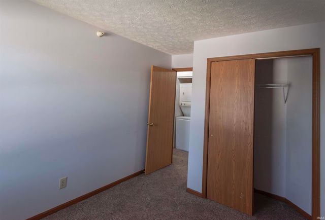 3230 E John Hinkle Place D11, Bloomington, IN 47408