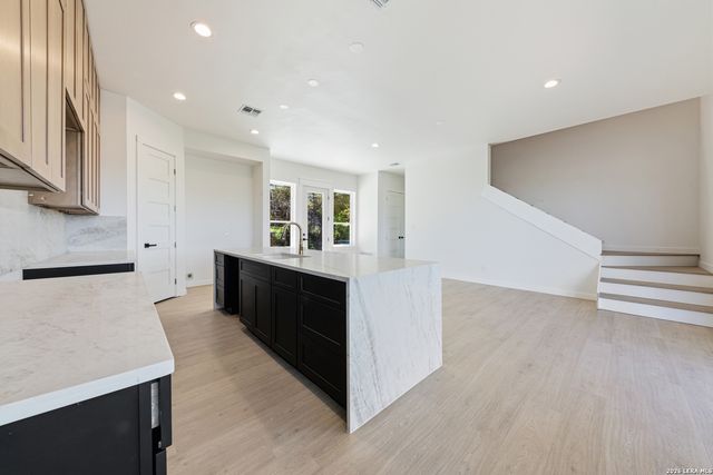 1123 ledge path, Canyon Lake, TX 78133