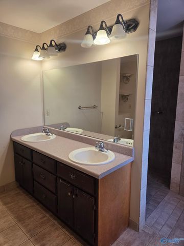 981 Ford Chapel Road, Harvest, AL 35749