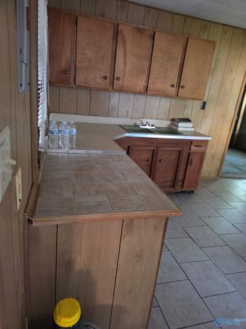 981 Ford Chapel Road, Harvest, AL 35749
