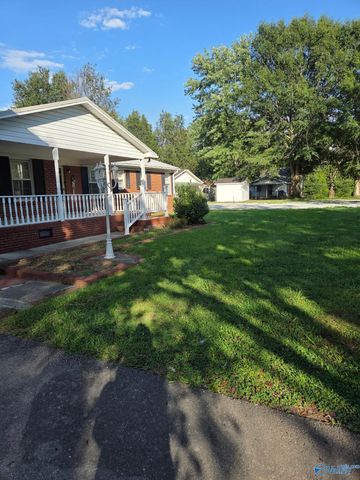 981 Ford Chapel Road, Harvest, AL 35749