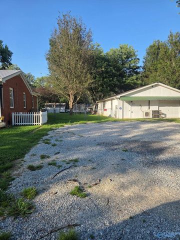 981 Ford Chapel Road, Harvest, AL 35749