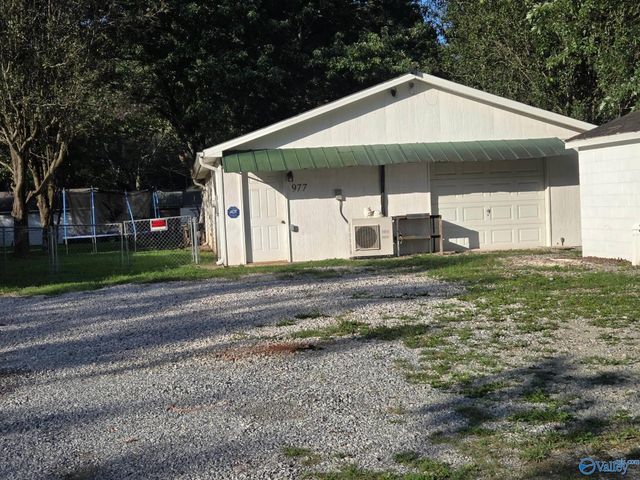 981 Ford Chapel Road, Harvest, AL 35749