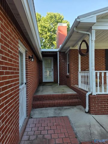 981 Ford Chapel Road, Harvest, AL 35749