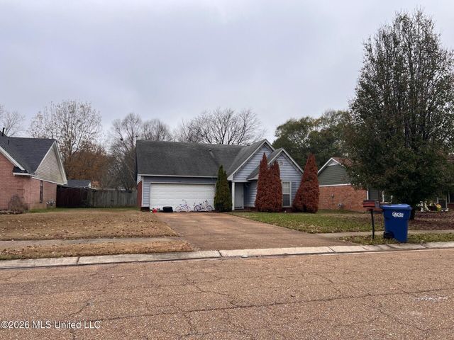 5635 Kentwood Drive, Horn Lake, MS 38637