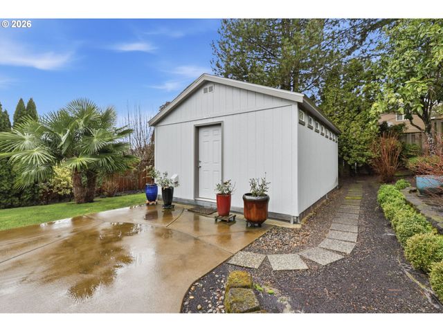 10445 Sw HIGHLAND Dr, Tigard, OR 97224