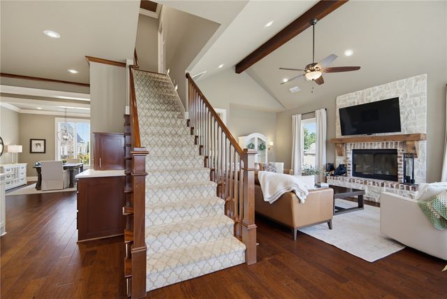 1291 Edinburgh Loop, Elm Springs, AR 72762
