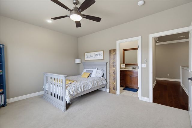 1291 Edinburgh Loop, Elm Springs, AR 72762