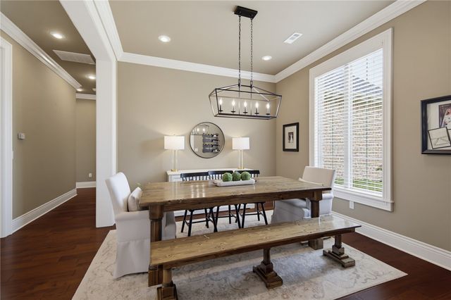 1291 Edinburgh Loop, Elm Springs, AR 72762
