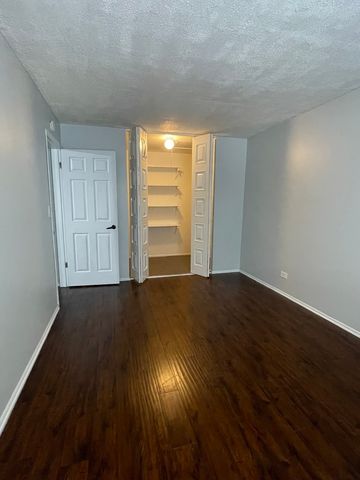 479 James Court D, Glendale Heights, IL 60139