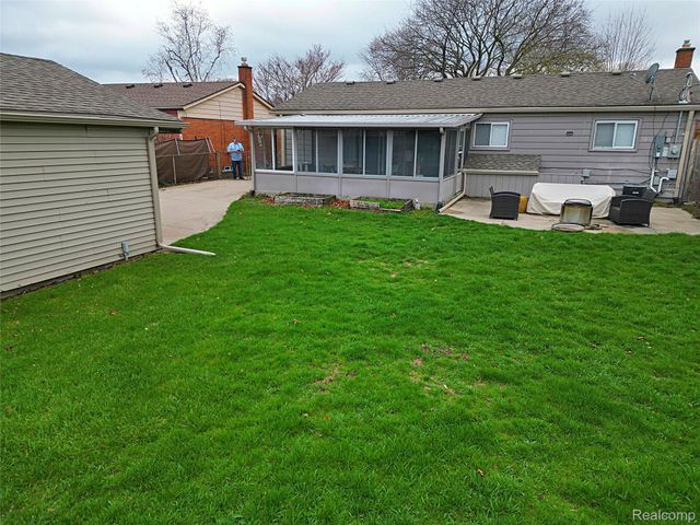 15060 Susanna Street, Livonia, MI 48154