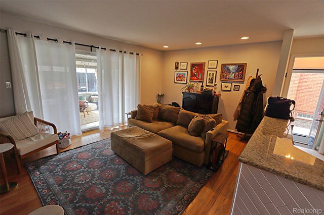 15060 Susanna Street, Livonia, MI 48154