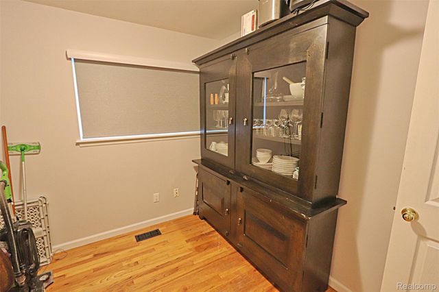 15060 Susanna Street, Livonia, MI 48154