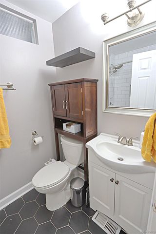 15060 Susanna Street, Livonia, MI 48154