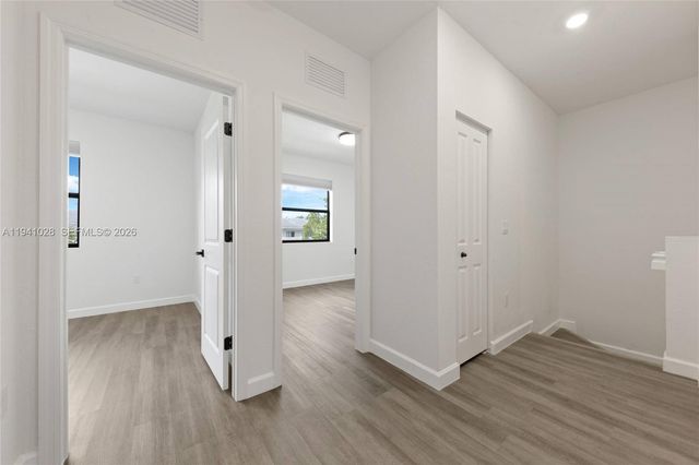 4909 Oakmont Dr, Dania Beach, FL 33312