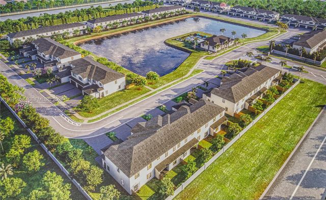 4909 Oakmont Dr, Dania Beach, FL 33312