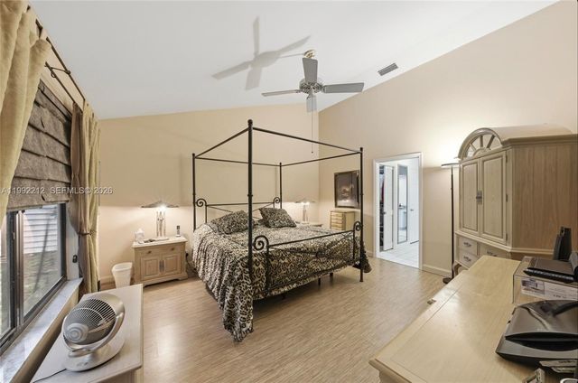 18546 Lake Bend Dr, Jupiter, FL 33458