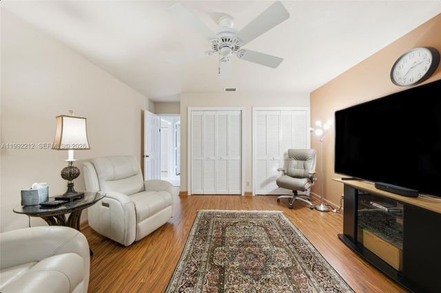 18546 Lake Bend Dr, Jupiter, FL 33458