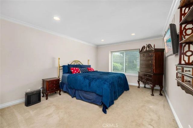 9 Badger Pass, Irvine, CA 92604