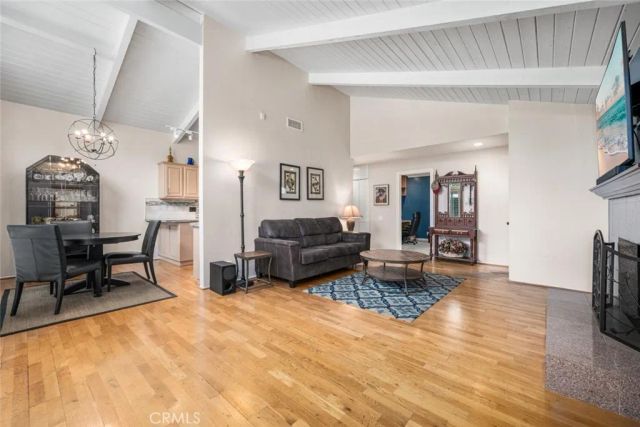 9 Badger Pass, Irvine, CA 92604