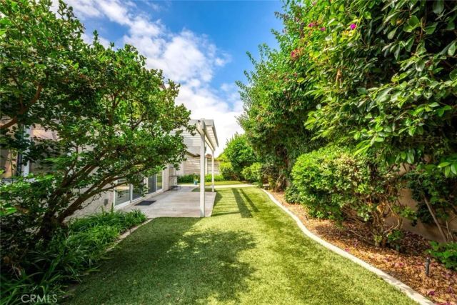 9 Badger Pass, Irvine, CA 92604