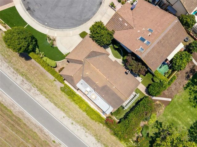 9 Badger Pass, Irvine, CA 92604