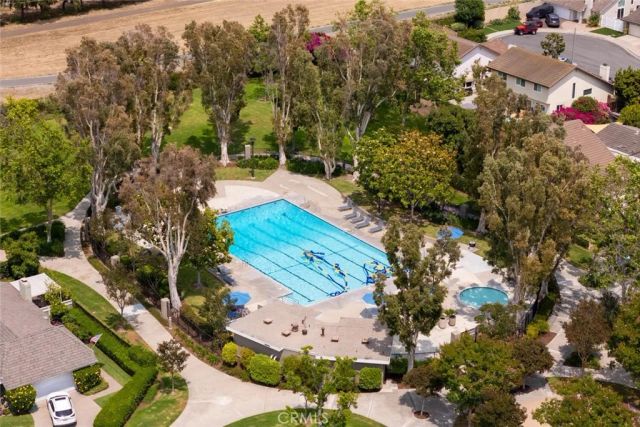 9 Badger Pass, Irvine, CA 92604