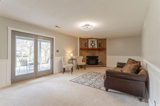 5100 Jeffries Lane, Newburgh, IN 47630