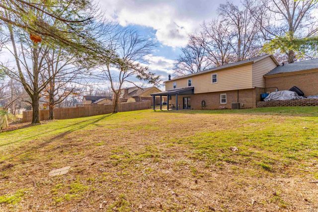 5100 Jeffries Lane, Newburgh, IN 47630