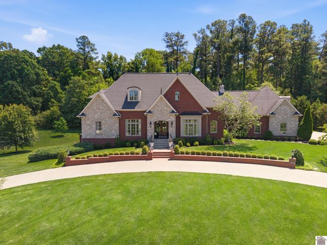 6330 Burchell, Paducah, KY 42003