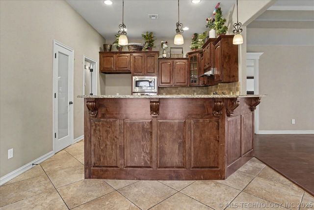 3108 S Gardenia Court, Broken Arrow, OK 74012