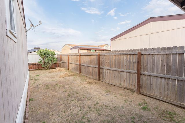 900 E Rankin Road 119, Tulare, CA 93274