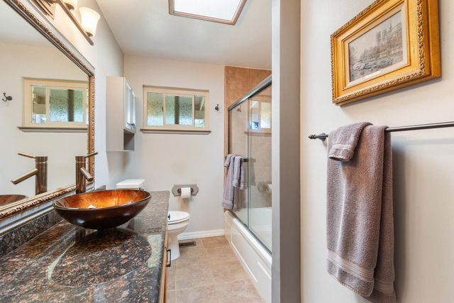 19222 Connie Dr, Grass Valley, CA 95949