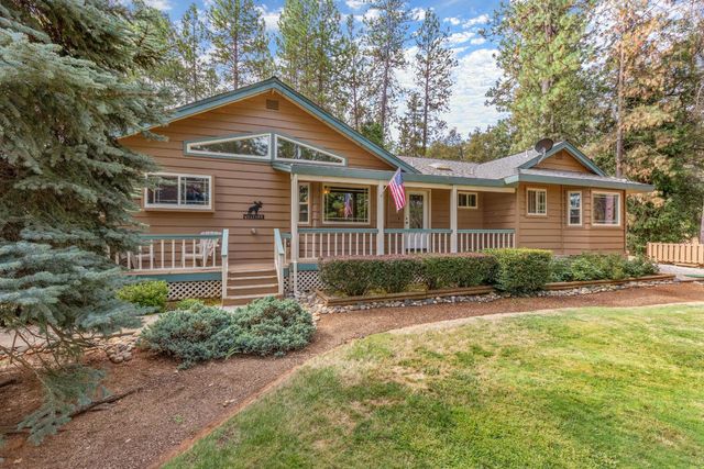 19222 Connie Dr, Grass Valley, CA 95949