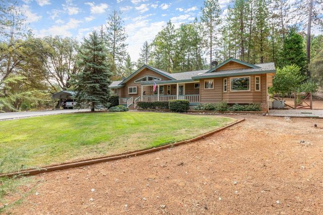 19222 Connie Dr, Grass Valley, CA 95949
