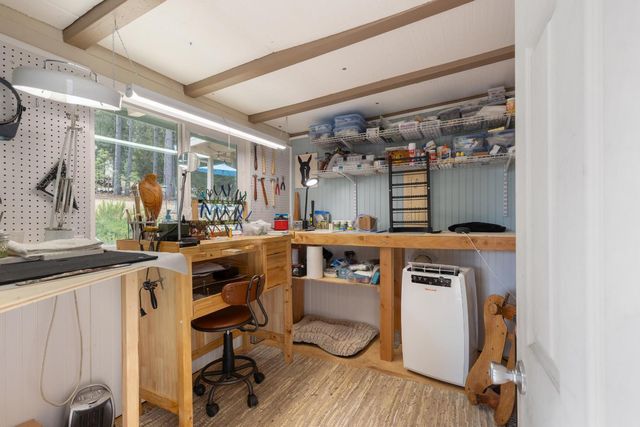 19222 Connie Dr, Grass Valley, CA 95949